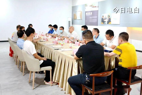 以数字赋能产业发展 谭剑锋赴波顿香精香料基地开展企业挂钩服务活动